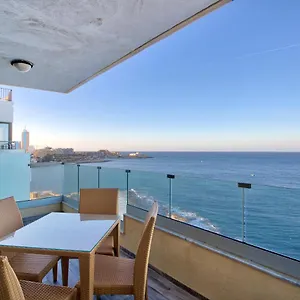 https://de-redin.hotelssaintjulians.com